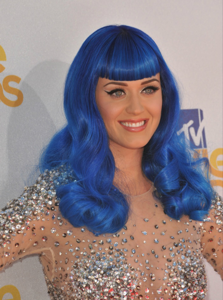 Katy-Perry-Ηairstyles-02.jpg