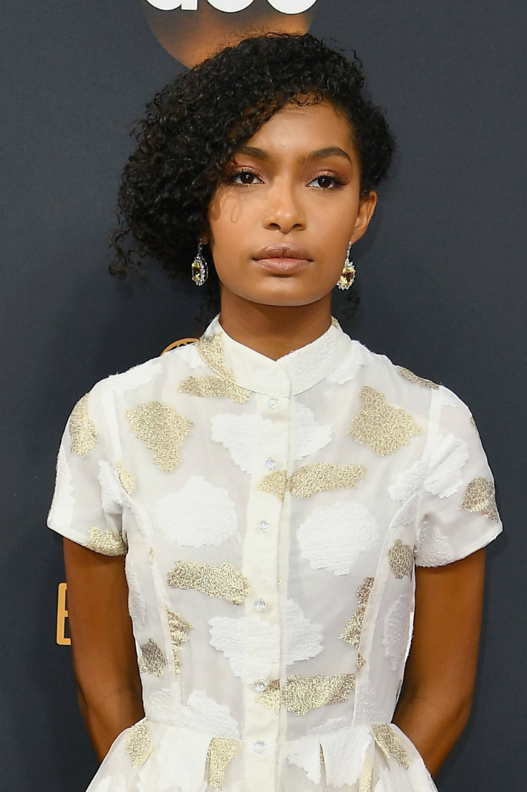 best-beauty-at-the-emmys-2016-07.jpg