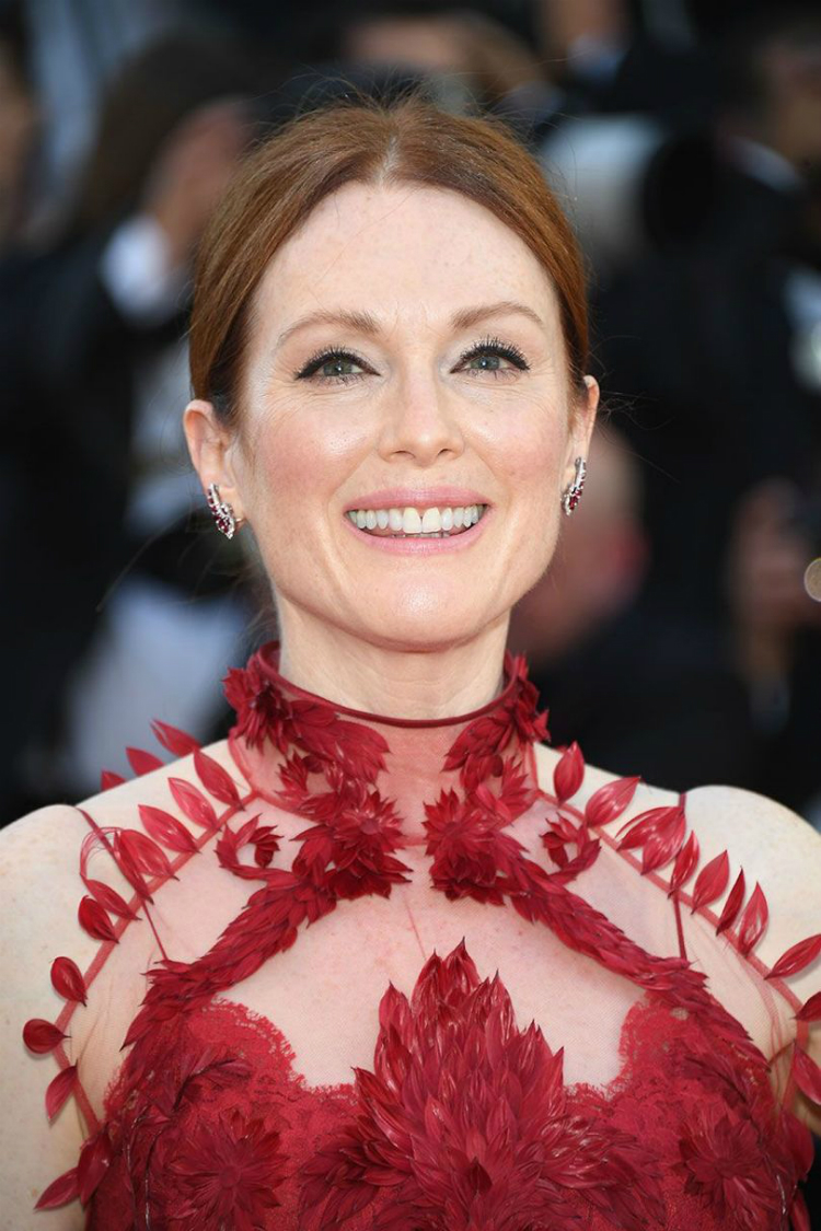2017cannes-beautylooks-first-looks-06.jpg