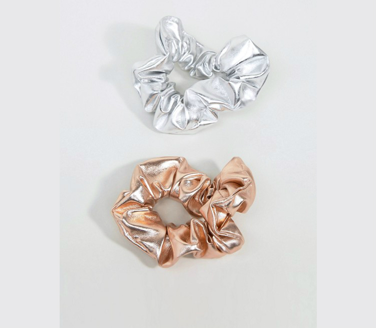 5scrunchies-90s-hair-accessory-02.jpg