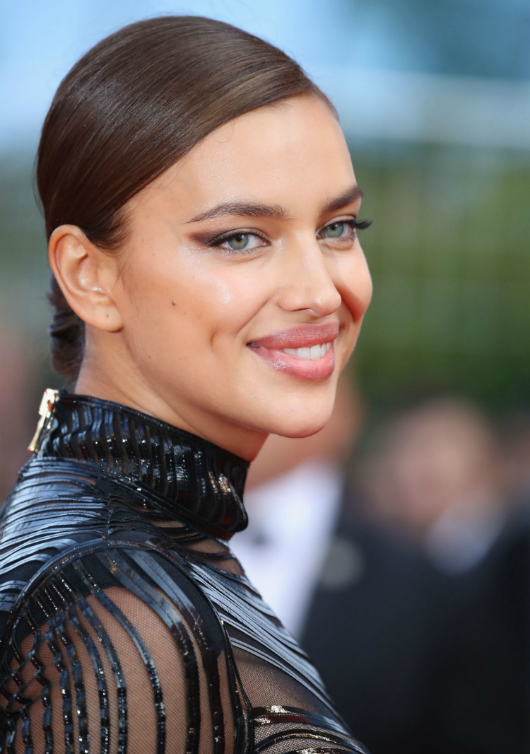 8cannes_bl_final_03.jpg
