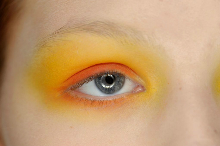 8hues-ss17-rainbow-04.jpg