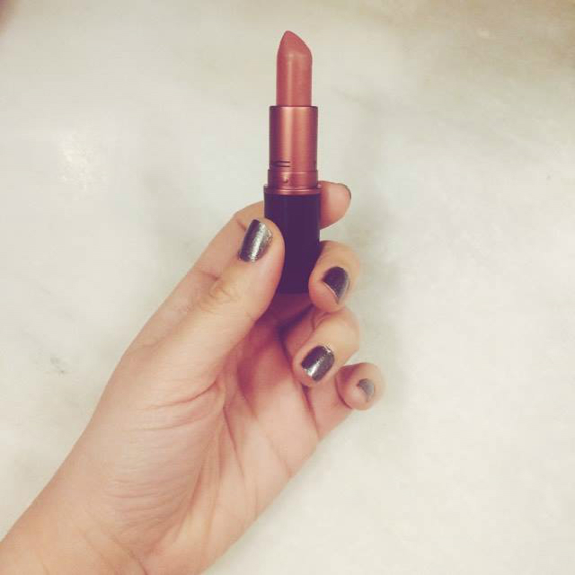 2beautylooks-gigi-hadid-002.jpg