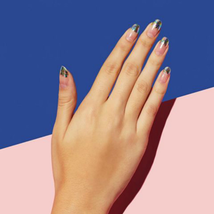 5frenchmanicure-makeovers-04.jpg