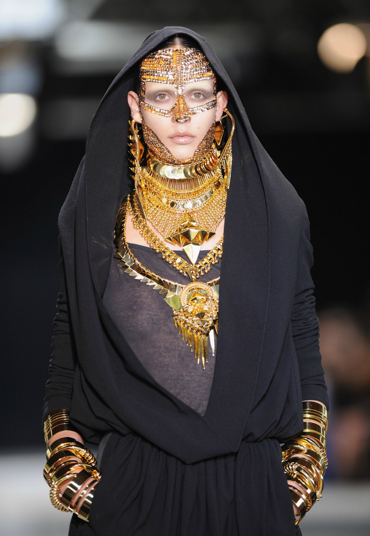 6givenchy-best-beauty-looks-tisci-06.jpg