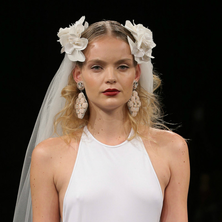 7bridal-beauty-looks-from17collections-03.jpg