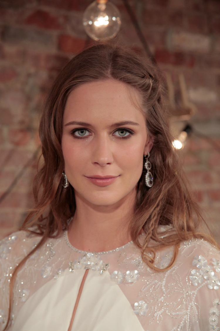 7bridallooks-spring16-05.jpg