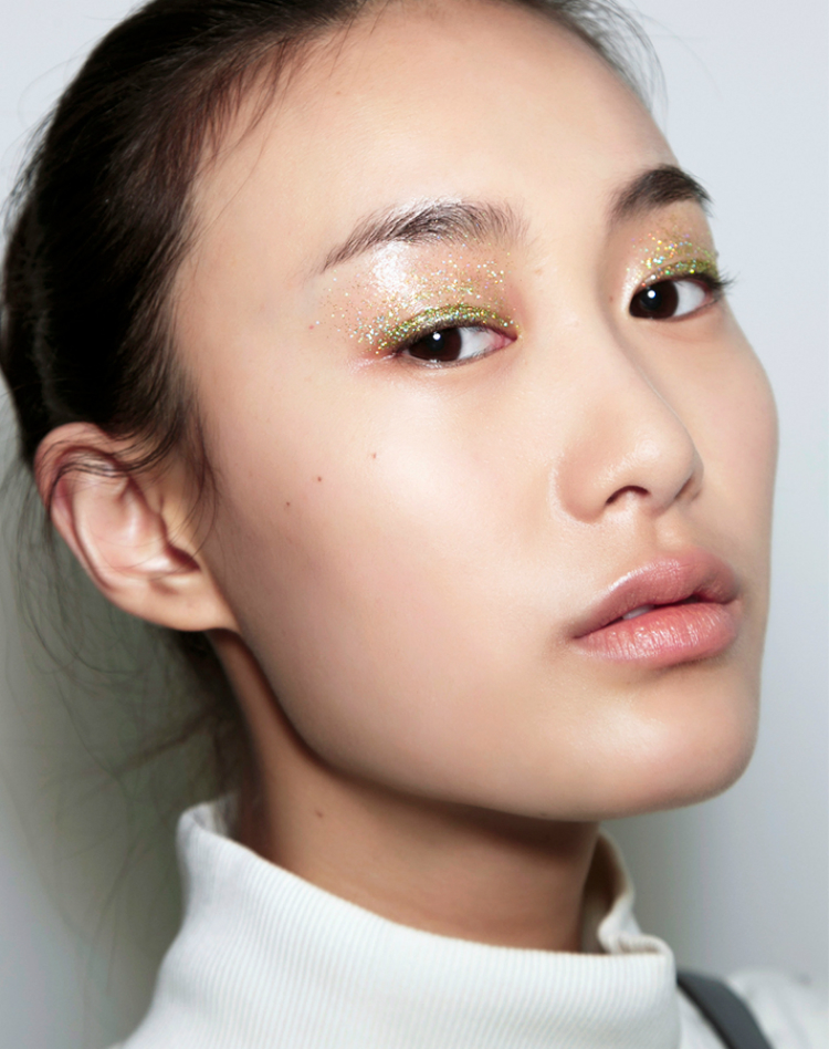7glitter-eyeshadows-02.jpg