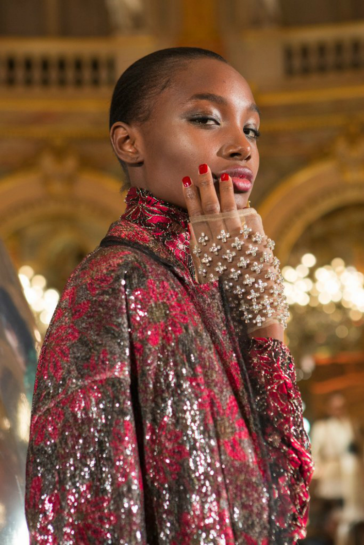 7incredible-manicures-pfw-fw1718-05.jpg