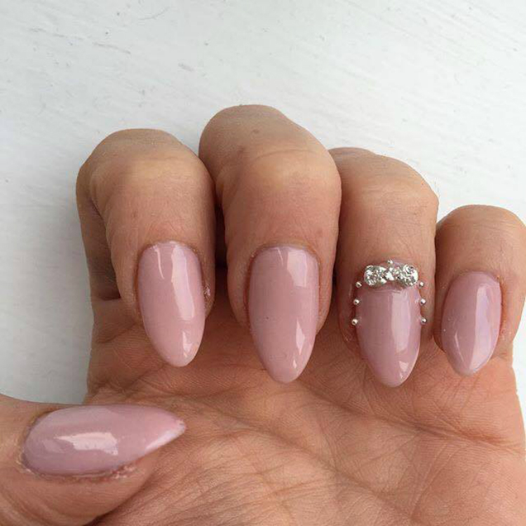 7nudenails-ideas-01.jpg
