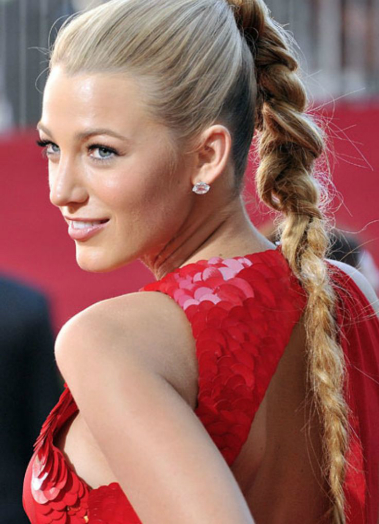9blake-livelys-most-incredible-hair-moments-01.jpg