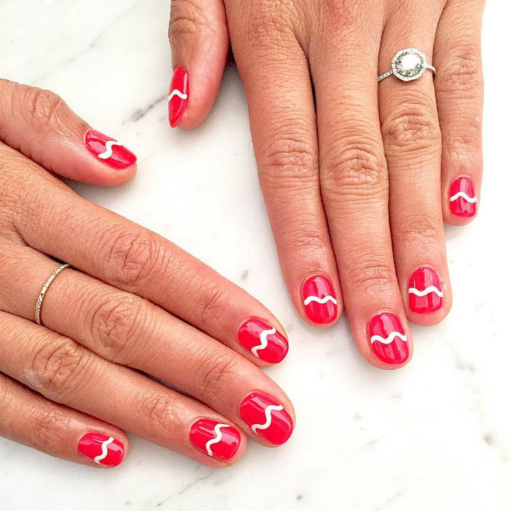 christmas-red-nails-02.jpg