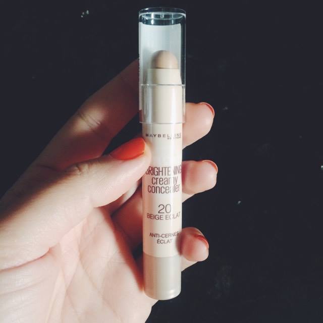 2spots-u-should-apply-concealer-01.jpg