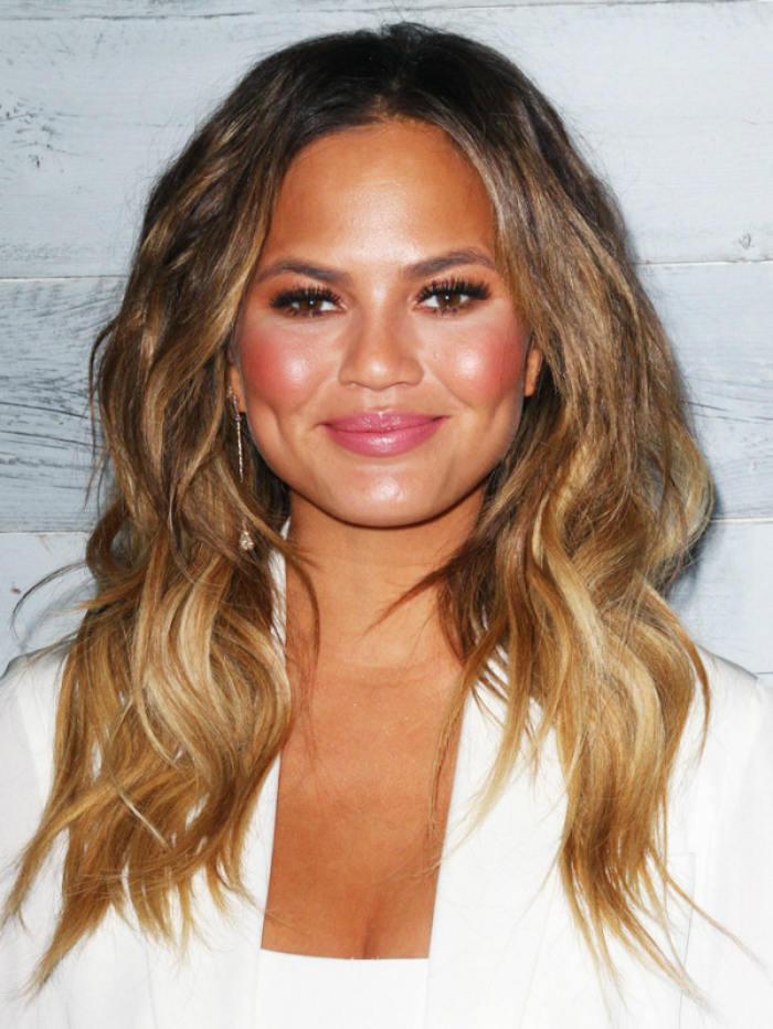 5round-faces-hairstyles-04.jpg