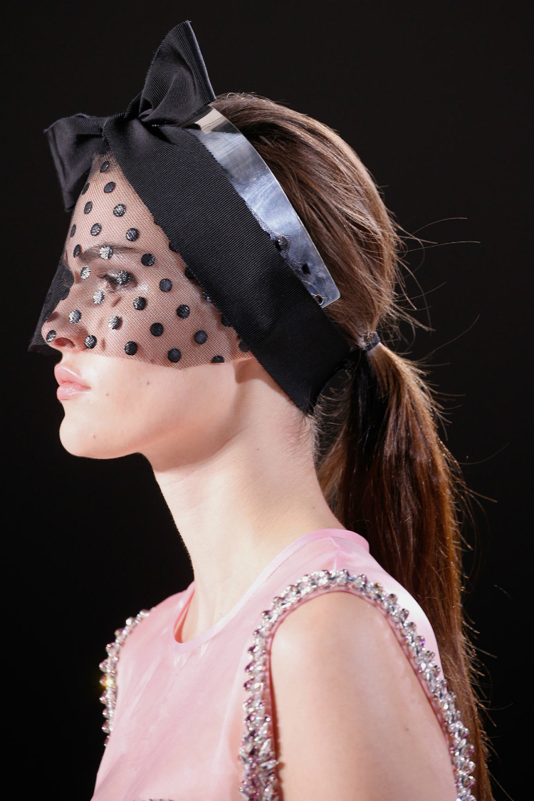 veil750.jpg