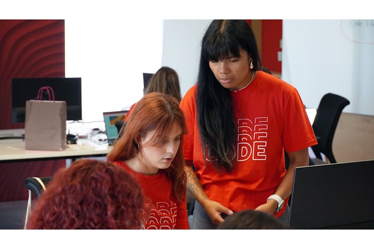 codelikeagirl2024 9