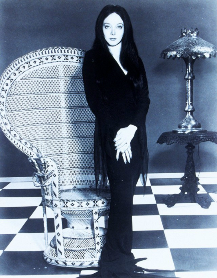 5-chic-witches-to-inspire-your-halloween-look-04.jpg