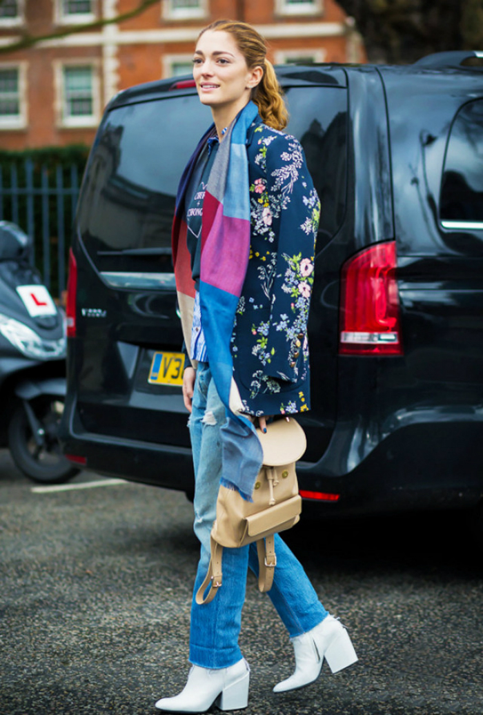 6-cool-ways-to-wear-your-scarf-02.jpg