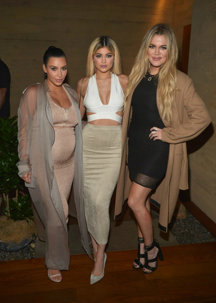 1gotooutfit-kimk-06.jpg
