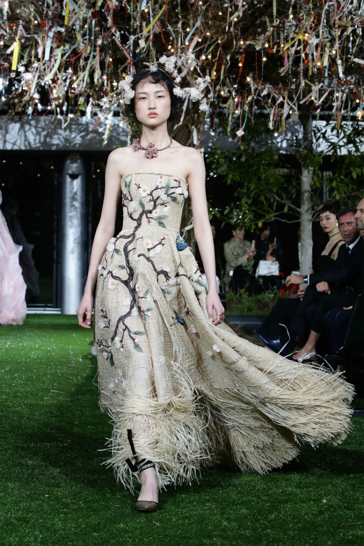 8hc-dior-spring2017-collection-02.jpg