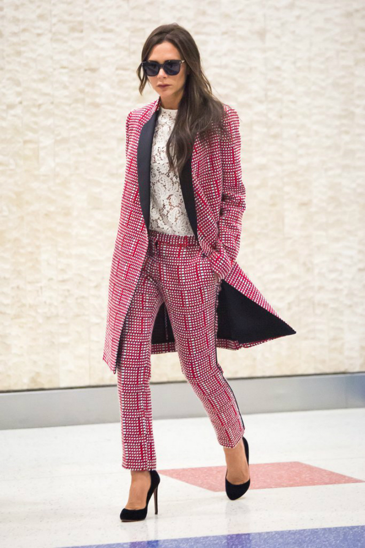 9victoriabeckhamlooks-07.jpg