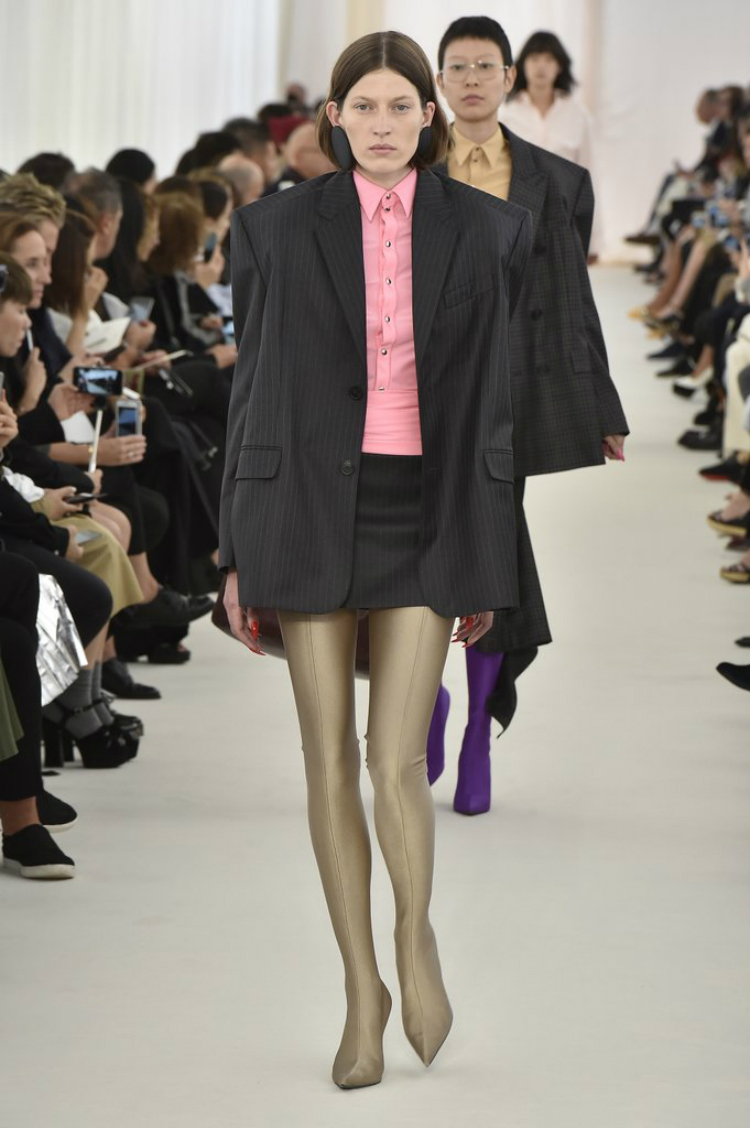 boots-instead-ofpants-trend-01.jpg