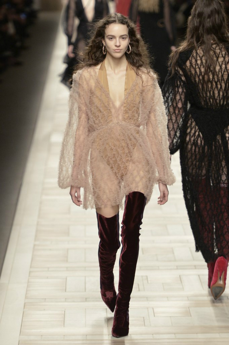 boots-instead-ofpants-trend-06.jpg
