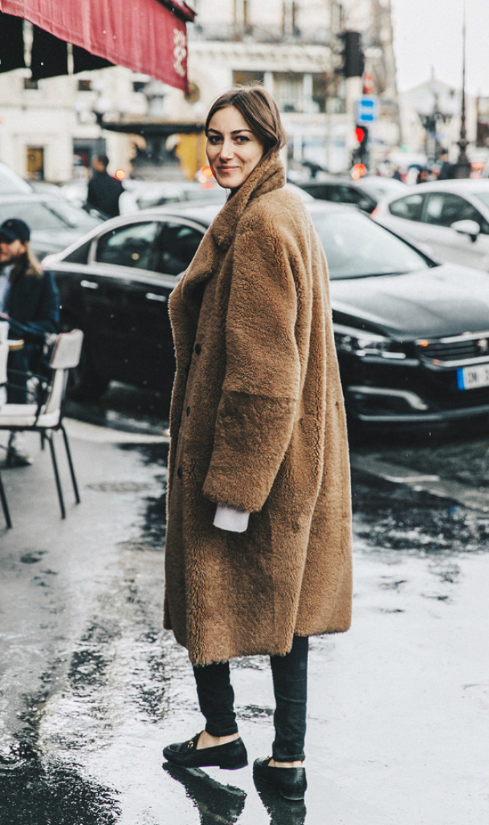 04-ways-to-look-slimmer-w-coat-03.jpg