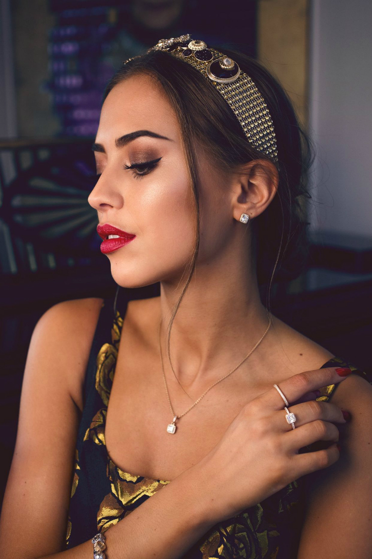 3accessories-4-holidays-03.jpg