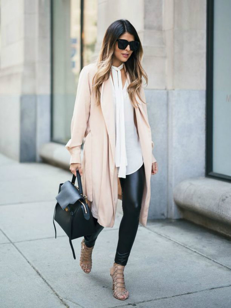 3looks-that-prove-that-leatherloeggins-arethebest-02.jpg