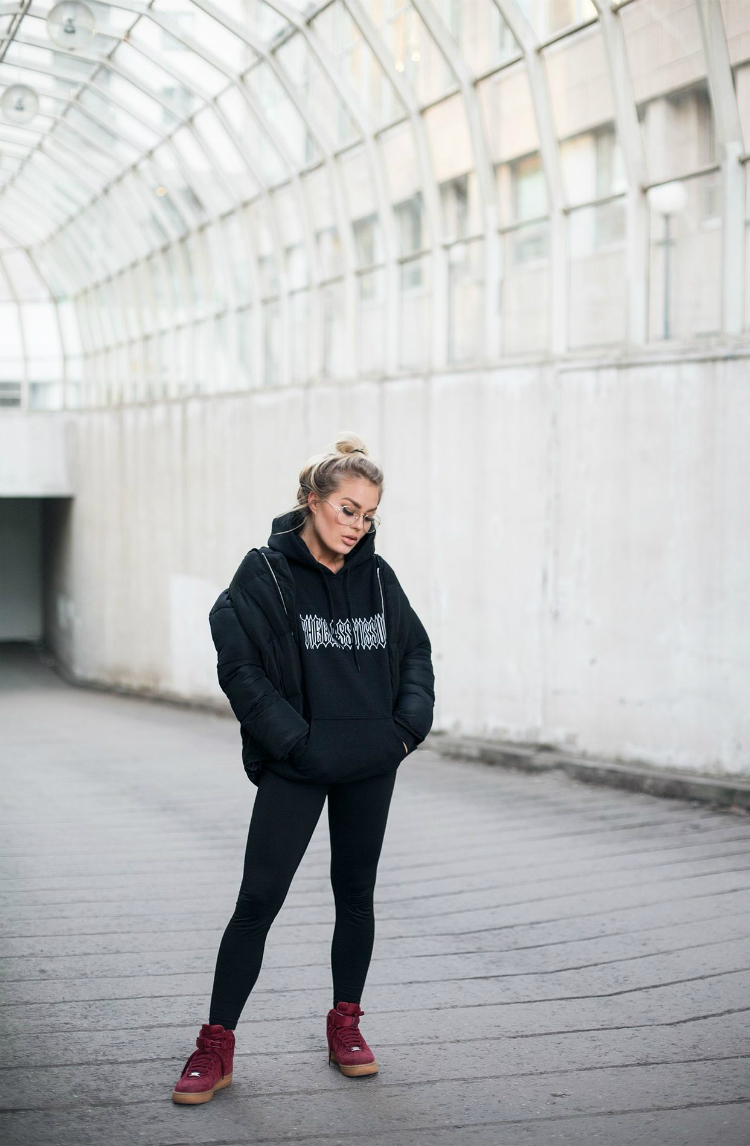 4hoodie-looks-03.jpg