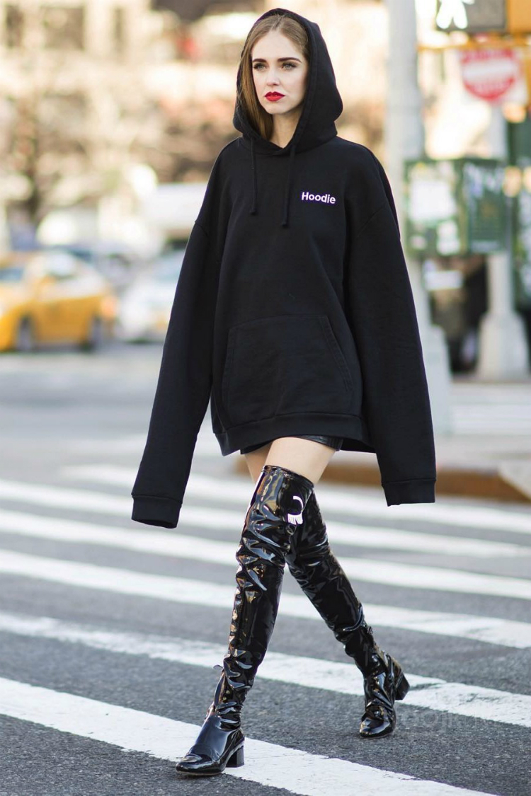 5comfy-clothes-while-travelling-01.jpg