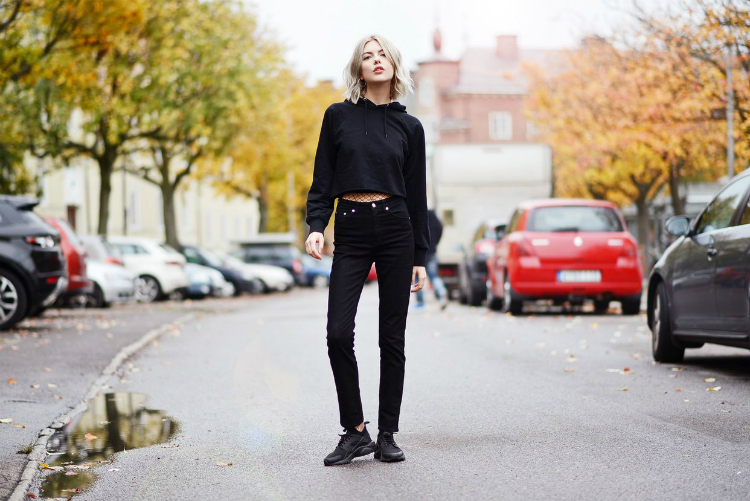 5total-black-looks-02.jpg