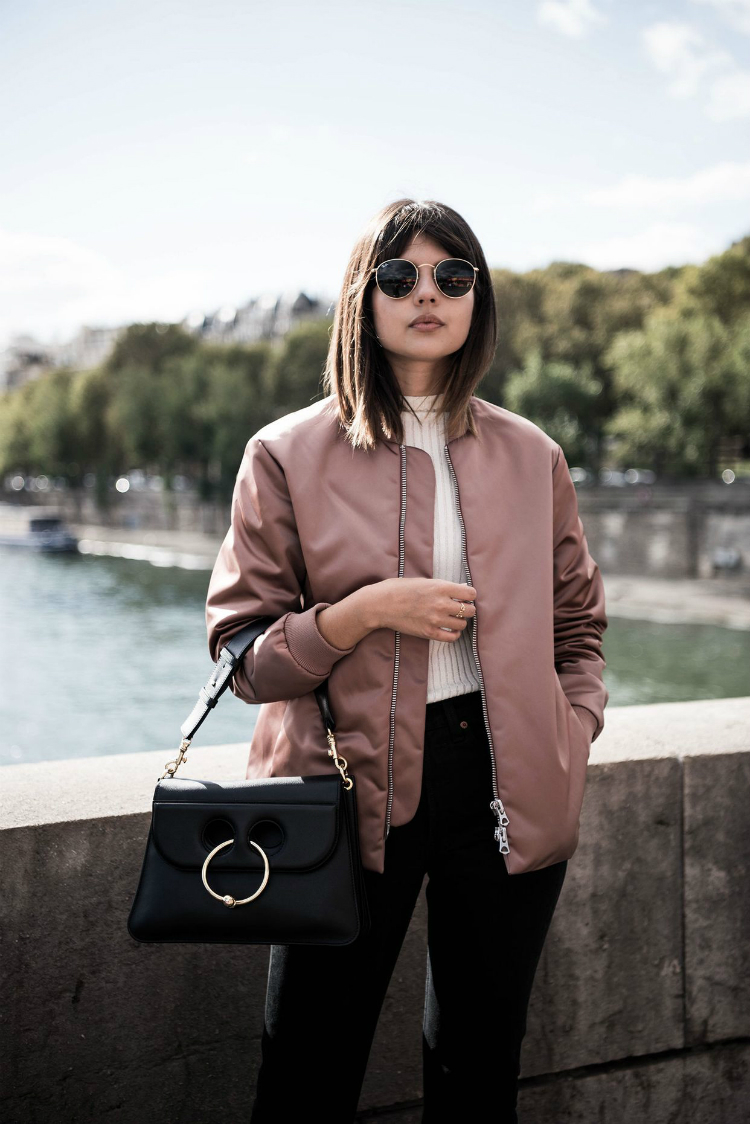 5ways2wearabomber-jacket-on-winter-02.jpg