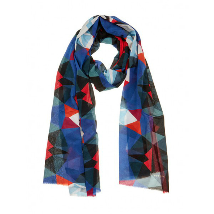 6colorful-accessories-for-winter-looks-03.jpg