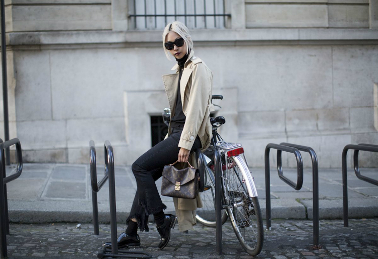 3trenchcoat-ways-to-wear-02.jpg