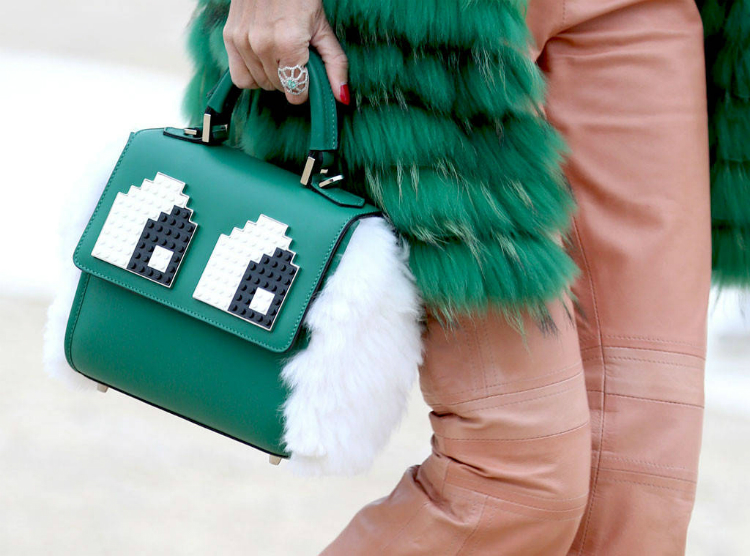 5trends-that-fashionistas-say-r-out-02.jpg