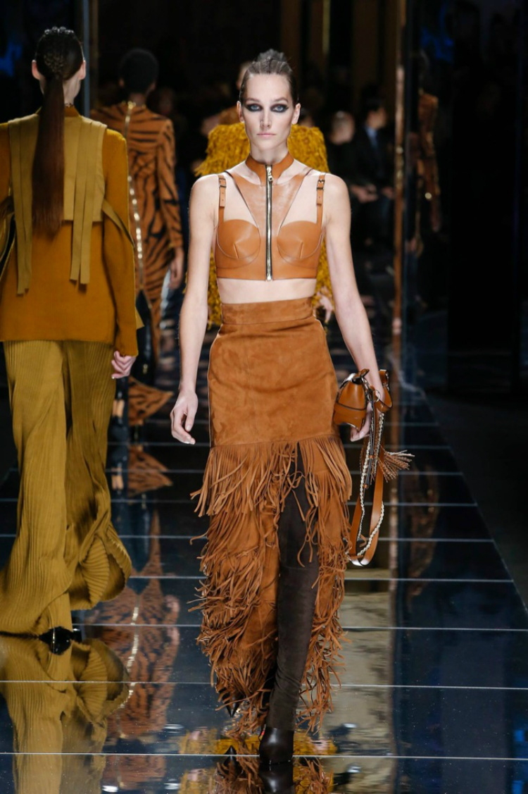 Balmain-Fall-Winter-2017-Runway20.jpg