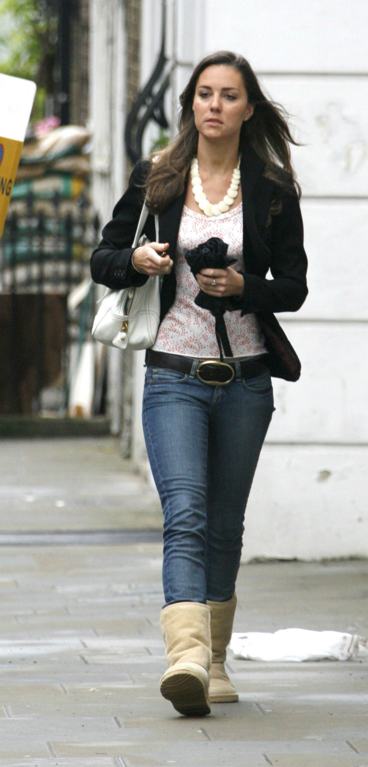 10photosofkatemiddletonb4decoming_a_duchess_04.jpg