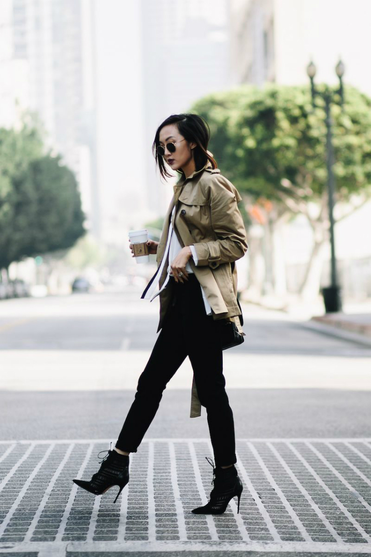 4waystowearamilitairyjacket-01.jpg