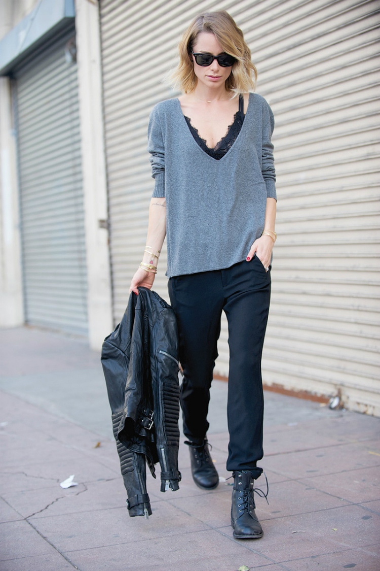 5items-everywoman-with-bigbreasts-should-own-05.jpg