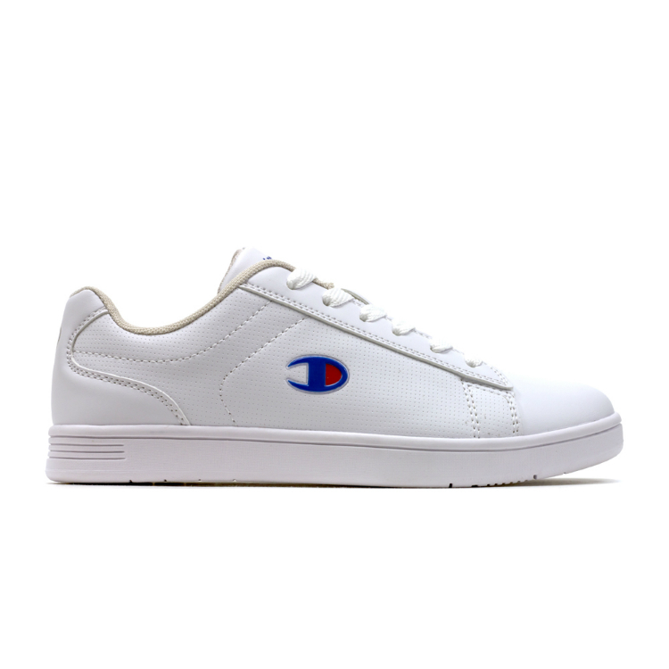 7whitesneakersforspring_06.jpg