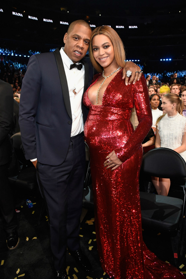 bey-pregnant-looks-10.jpg