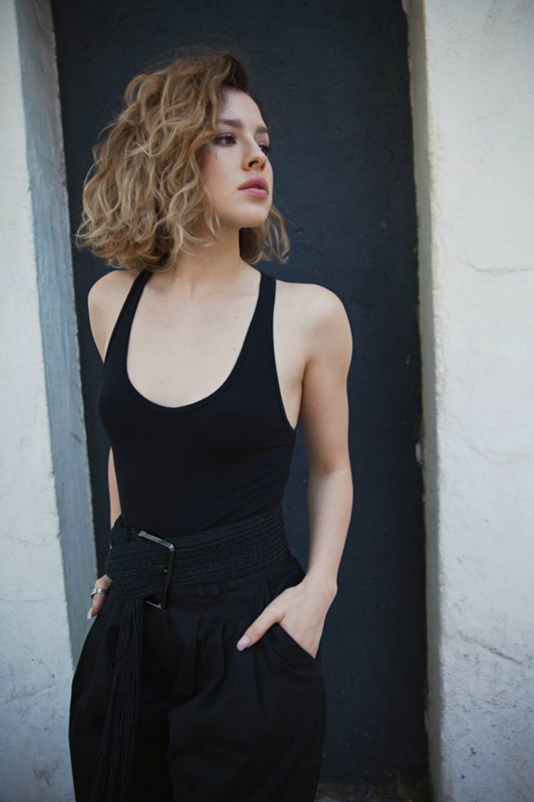one-piece-swimsuits-as-bodysuits-streetstyle-09.jpg