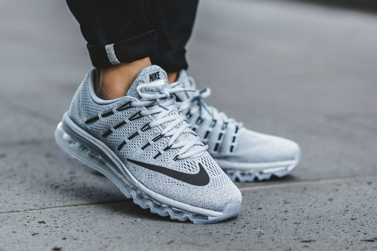 5bestsneakers-02.jpg