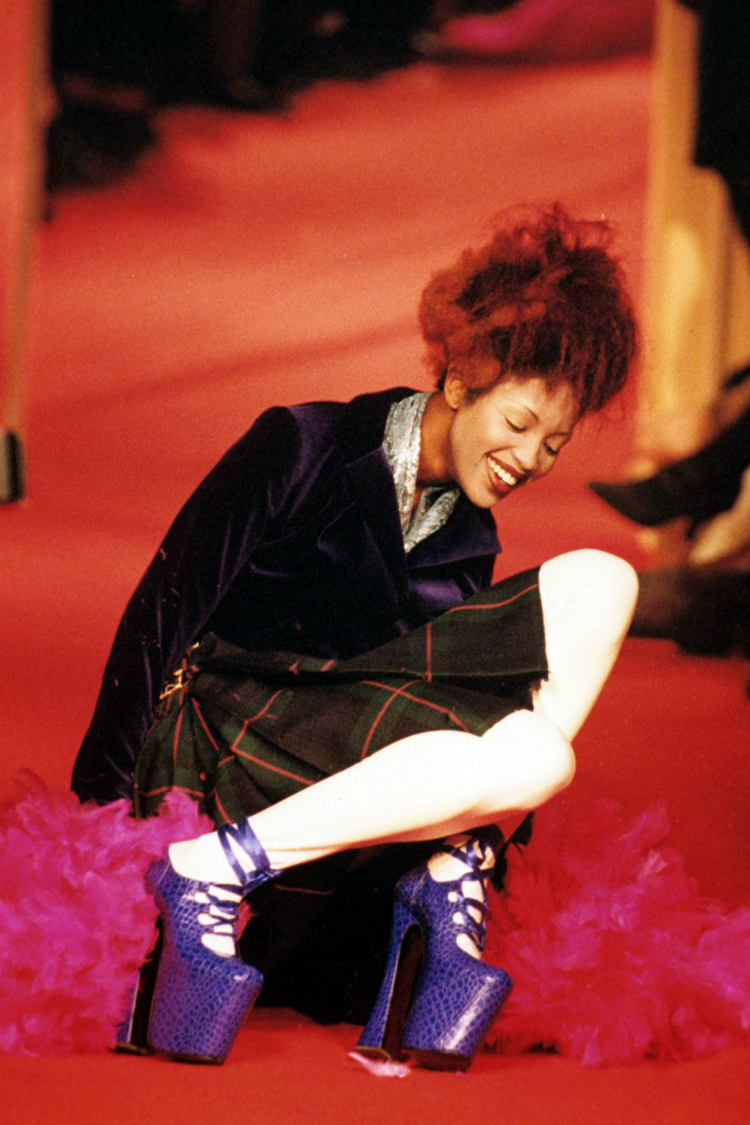 9famous-shoes-of-all-time-03.jpg