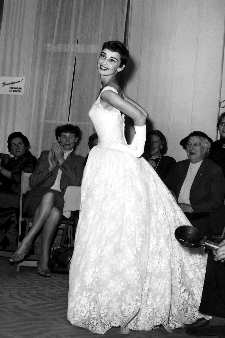 Audrey-Hepburn&Givenchy_04.jpg