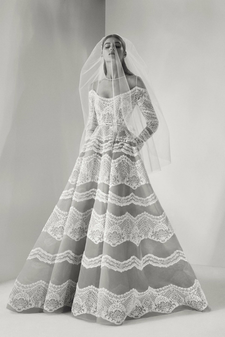 Elie-Saab-Fall-2017-Bridal-Wedding-Dresses08.jpg