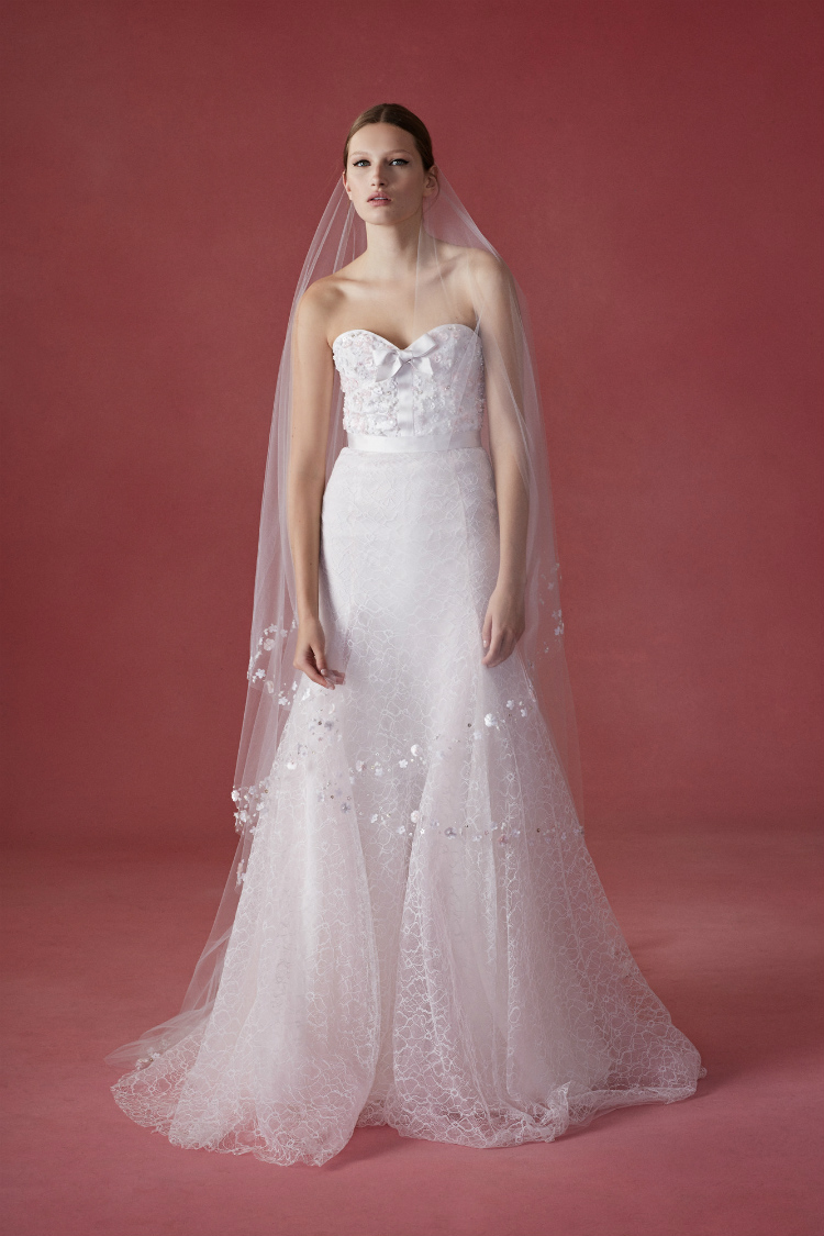 bridal_oscardelarenta_fw16_02.jpg