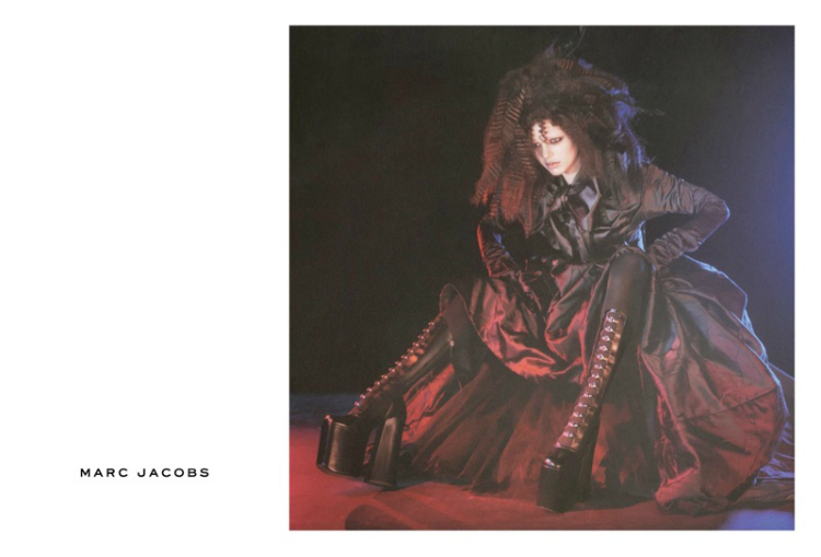 Marc-Jacobs-Fall-Winter-2016-Campaign04.jpg